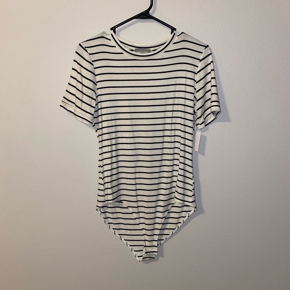 Ribbed striped short-sleeve body suit